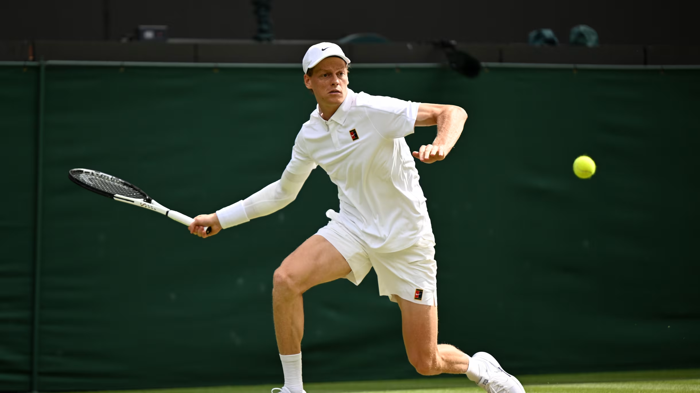 美国网球队险胜澳大利亚网球队,纳达尔统治全场 美国网球队险胜澳大利亚网球队,纳达尔统治全场