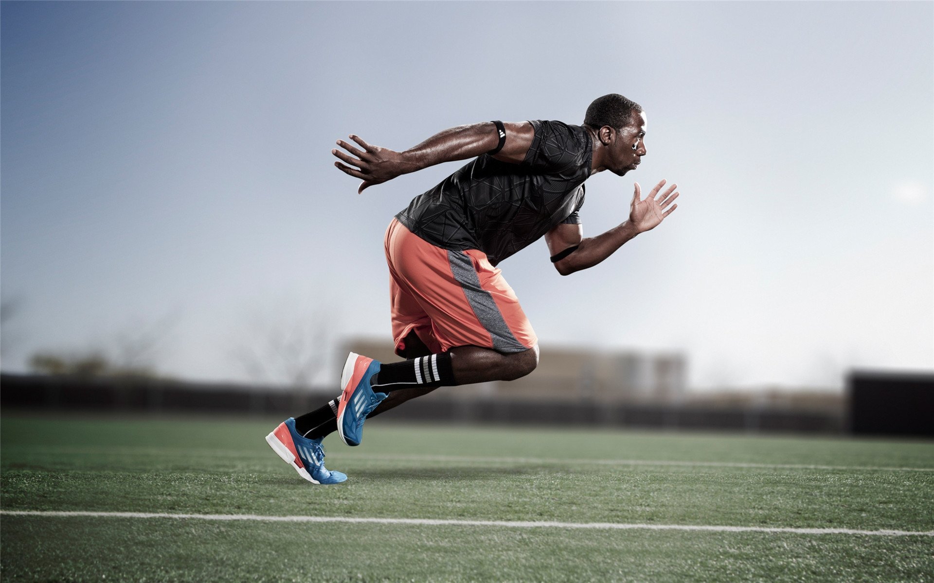 湖人对阵步行者,马克西存在感拉满,新生代控卫的华丽宣言